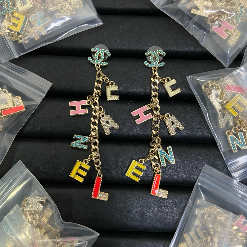 CHE80 Women's colored enamel letter earrings jewelry