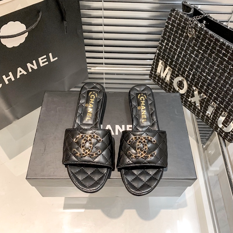 MCS06 Synthetic Leather slippers 35-40 Shoes With box