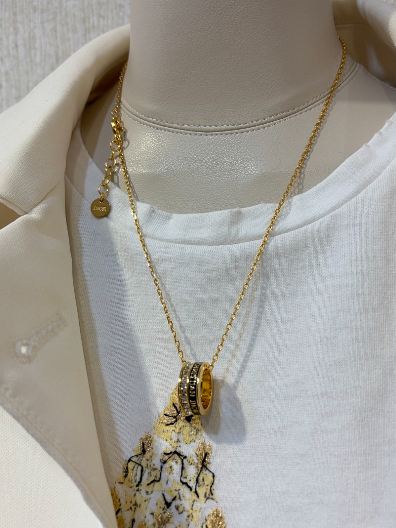 DIN51 Women's enamel square diamond letter necklace jewelry