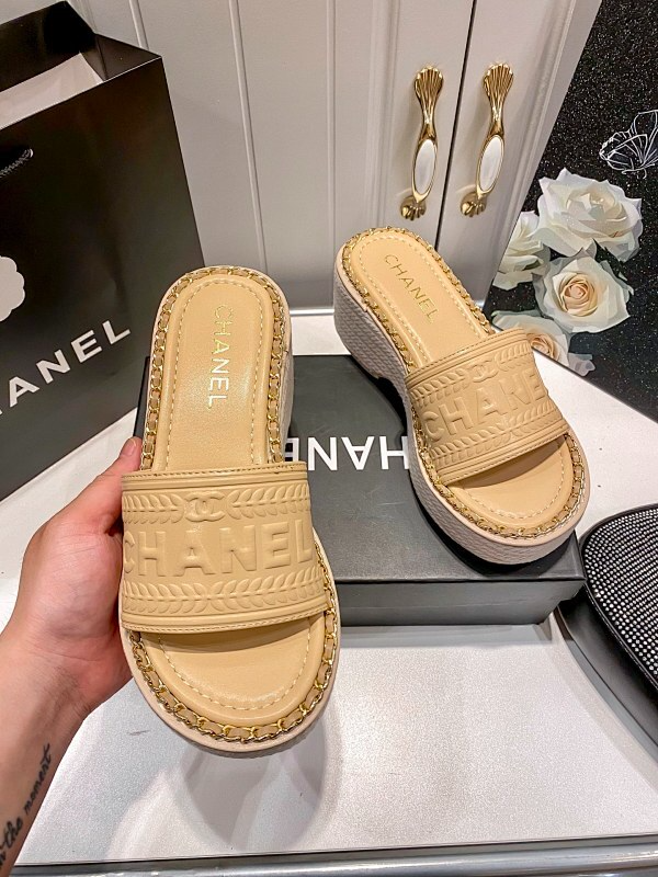 MCS1 Synthetic Leather slippers 35-40 Shoes With box