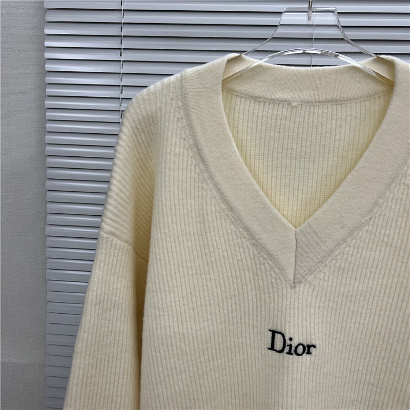 DIC141 New men's and women's autumn and winter wool sweaters with V-neck pullover sweater clothing