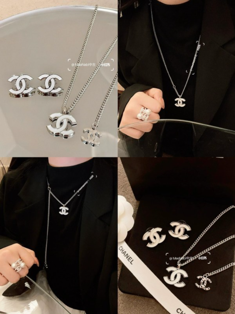 X712 Women's Titanium Steel Necklace Jewelry