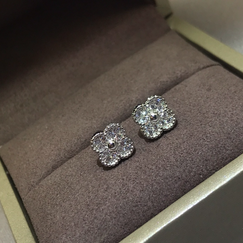 VAE62 Women's new style full star full diamond mini earring jewelry