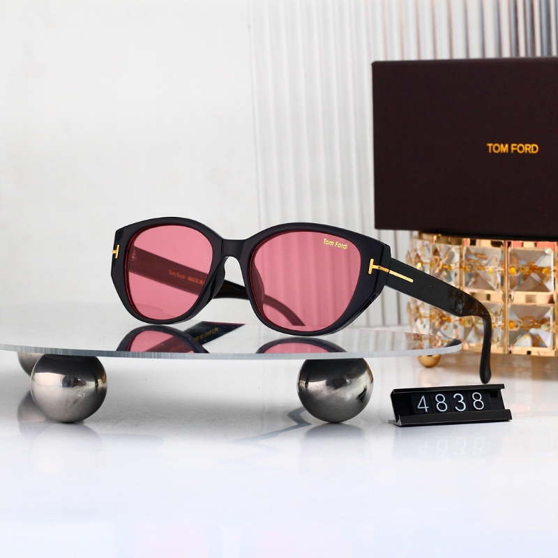 4838 Sunglasses with box
