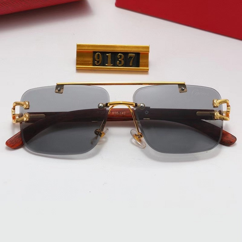 9137 Sunglasses with box