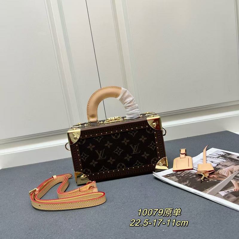 LLP021 Leather Bag 22.5-17-11CM Hard box high-quality Shoulder Bags
