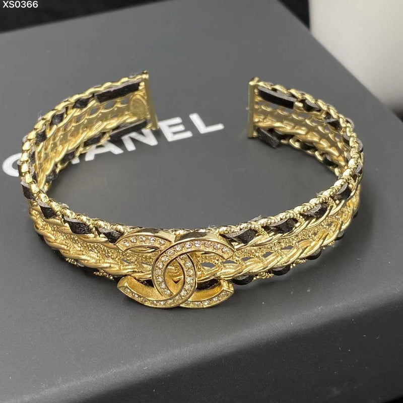CB2 Classic women's bracelet jewelry