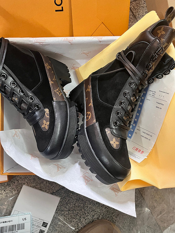 LVSS1 Lady fine quality 35-42 shoes With box