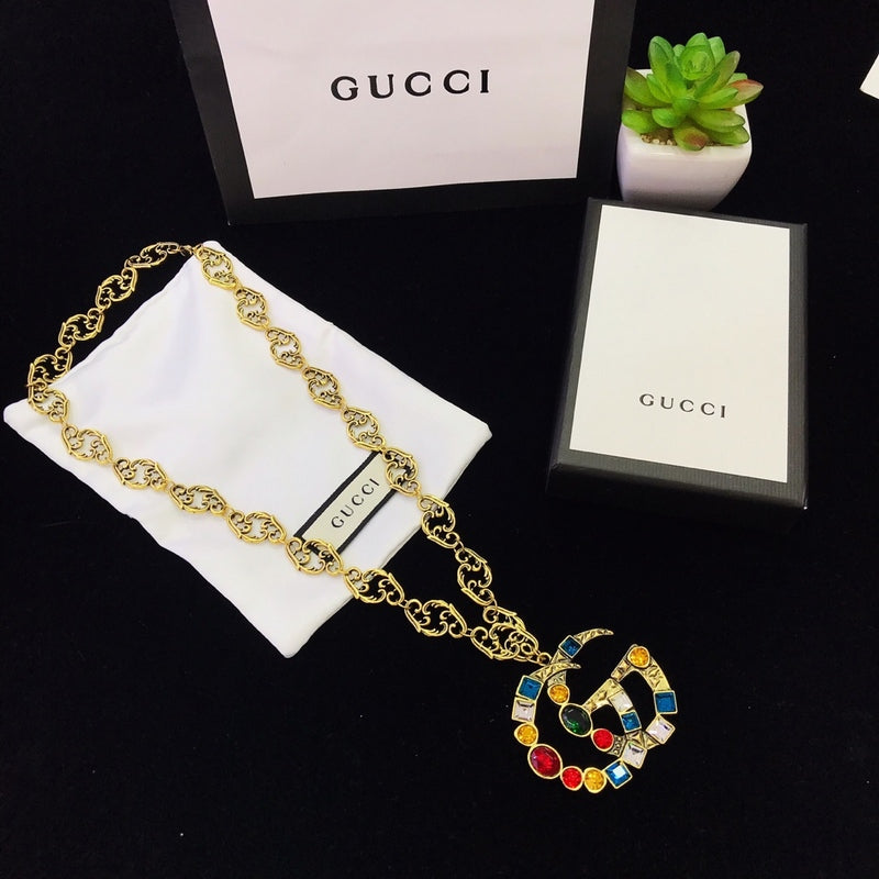 GN20 Flower colored diamond necklace, retro and stylish Jewelry