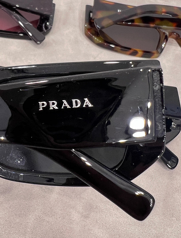 6177 Sunglasses with box