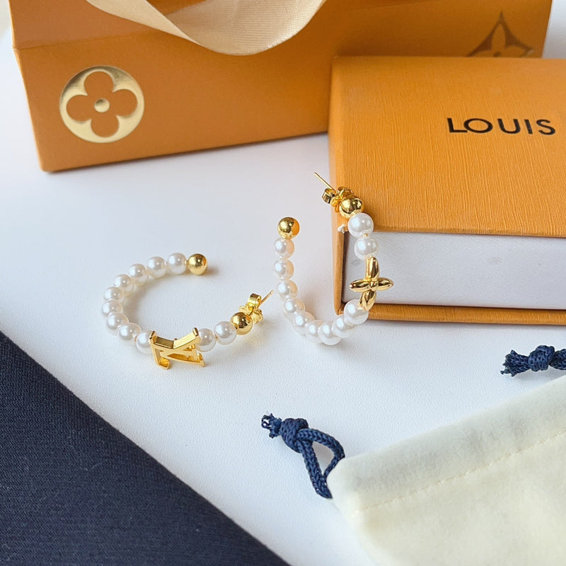 A1025 Women's new fashion stud earrings jewelry