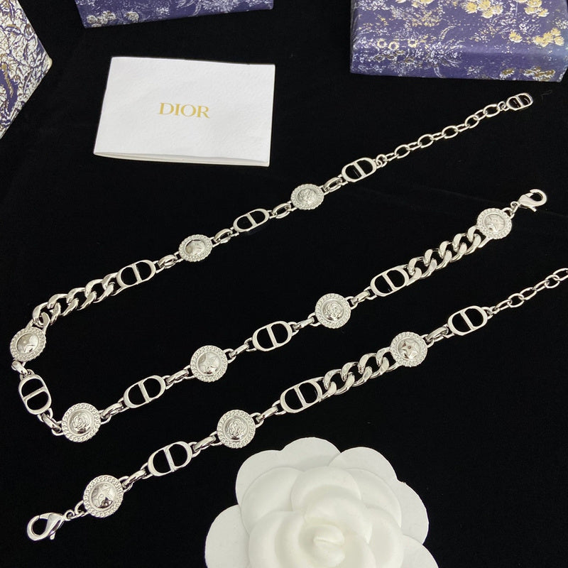 DIN40 New necklace set Jewelry