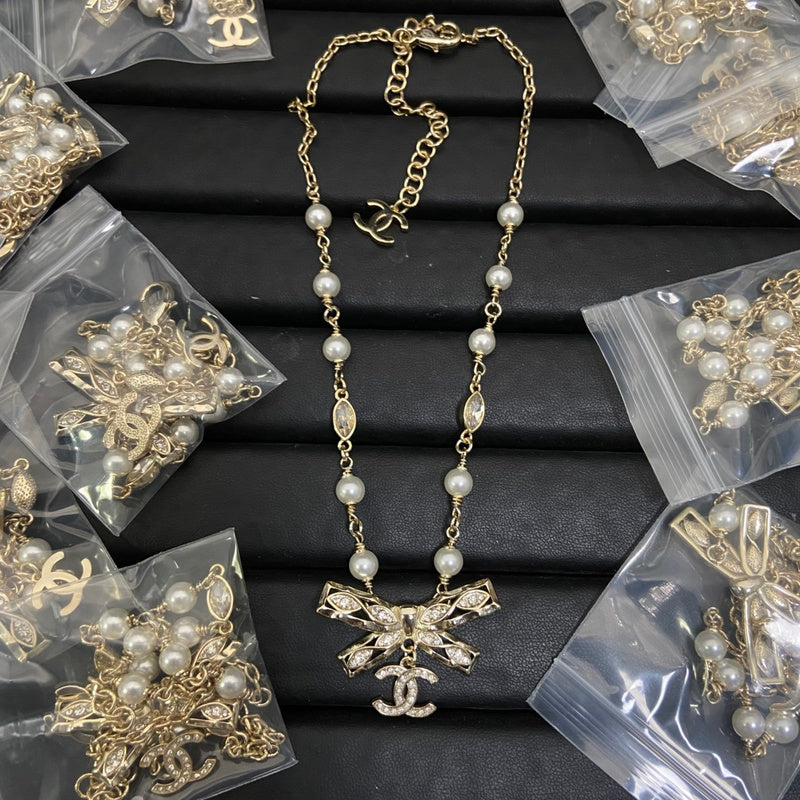 CHN66 Women's bow pearl necklace jewelry