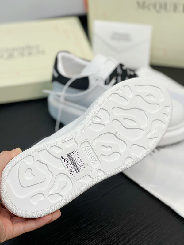 MKS19 shoes man and women size with all packaging