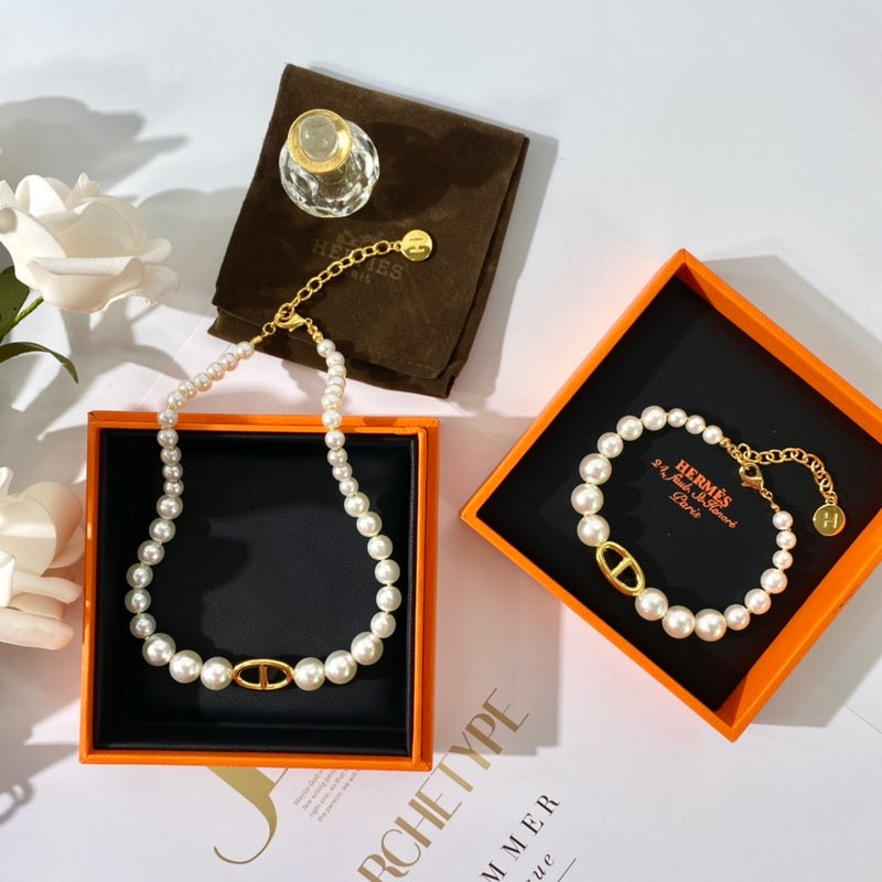 HN31 Exquisite retro and charming pig nose pearl necklace Jewelry