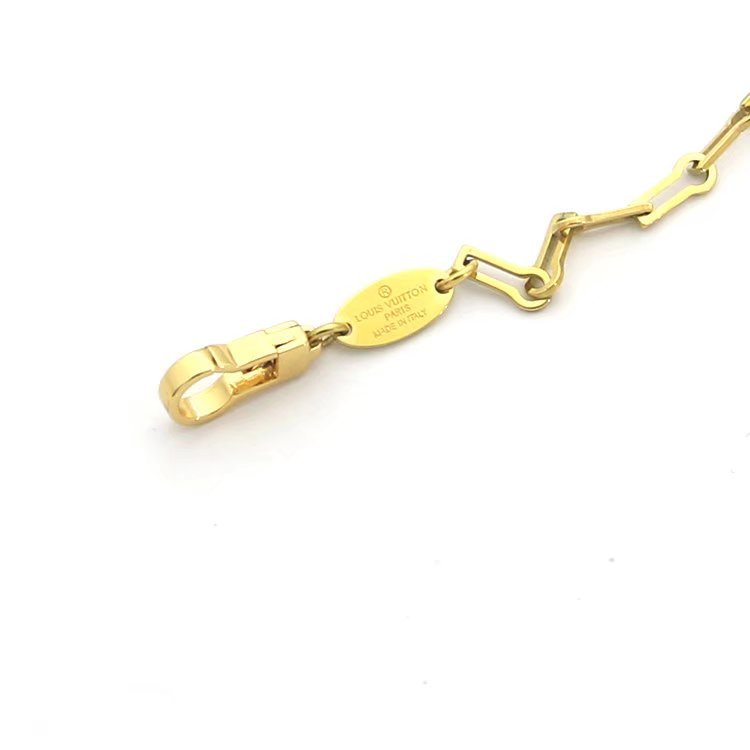 LVB04 Gift Box Pendant Bracelet Jewelry
