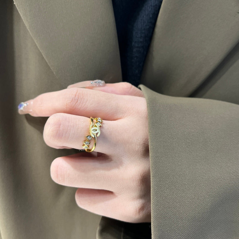 J092 Hollow out 6 small diamond rings Jewelry
