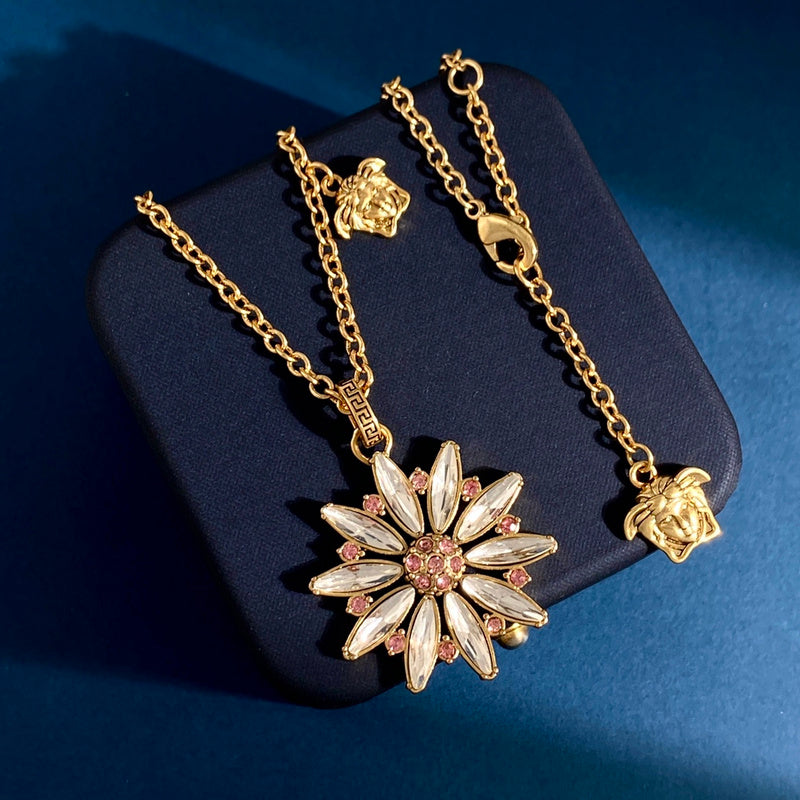VSN2 New Necklace Brass Gold Plated Jewelry Flower Size 3.2CM Jewelry