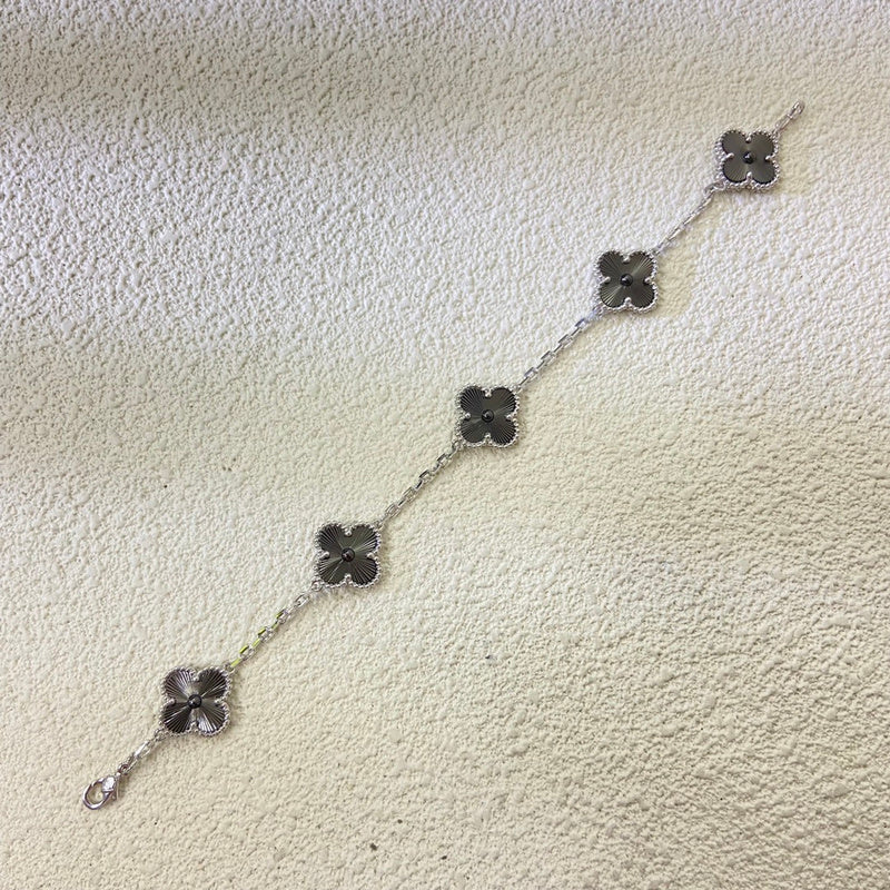 AVSB2 New laser black and white gold four-leaf clover bracelet jewelry