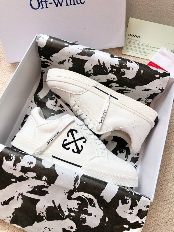 GOS13 Leather Women 35-40 Man 40-45 shoes with box