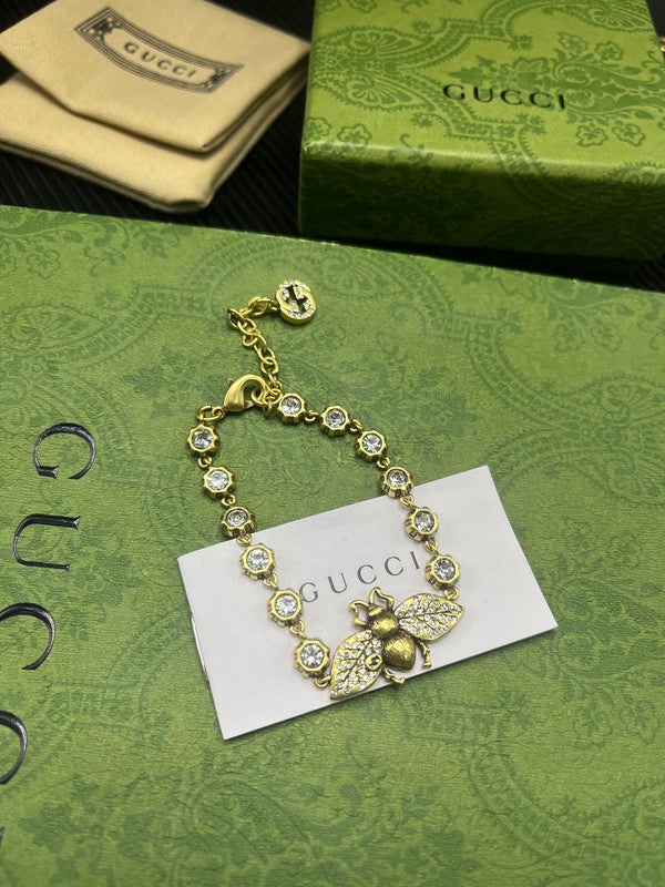 L147 Women's fashion bee bracelet jewelry
