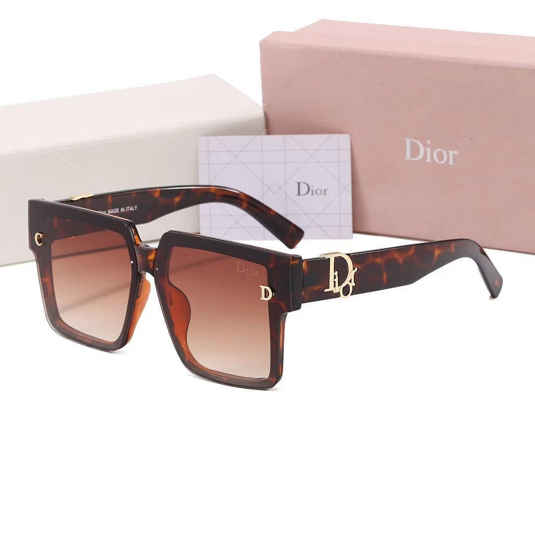 2332 Sunglasses with box