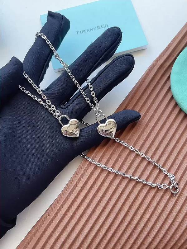 X611 New necklace bracelet set jewelry