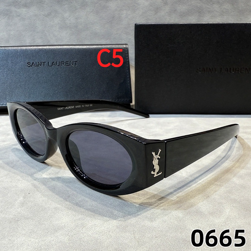 0665 Sunglasses with box