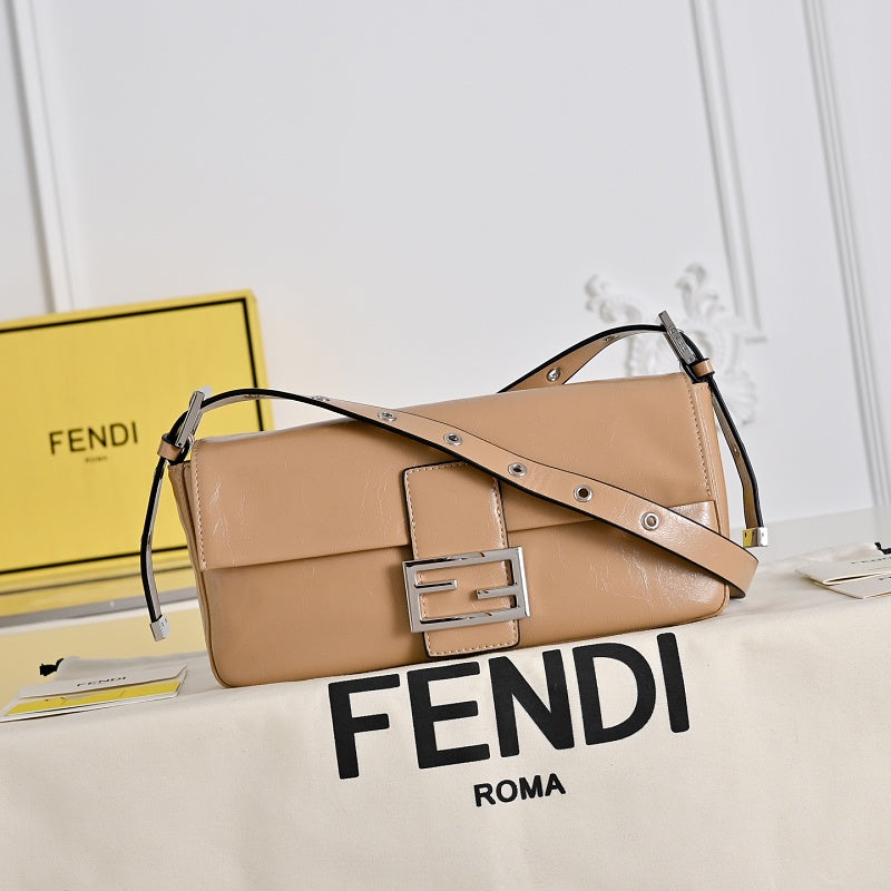 LFP31 bag 26-15-4CM Shoulder bags