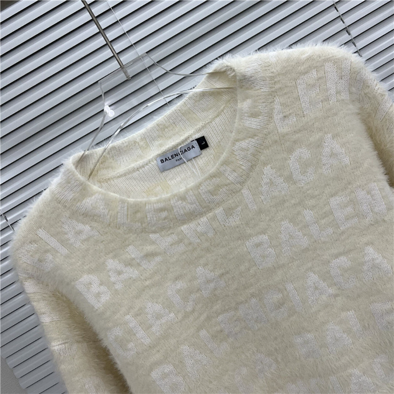 BAC12  Autumn and winter new high-quality men's and women's fashion autumn and winter new plush round neck sweater clothing