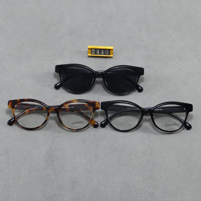 3440 Sunglasses with box