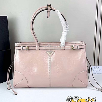 LPP43 bag 38-25-13cm Hand bag