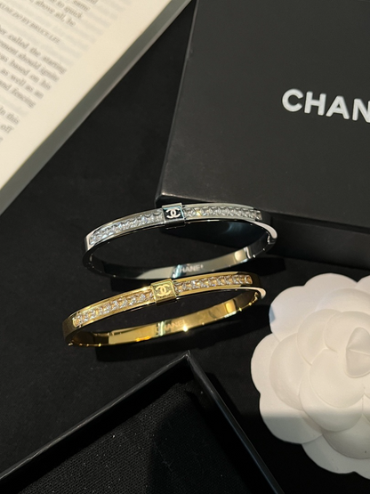S493  Women's new titanium steel bracelet jewelry