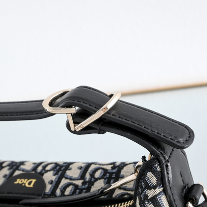 LDP66 Bag 22x13x9.5cm Shoulder bags
