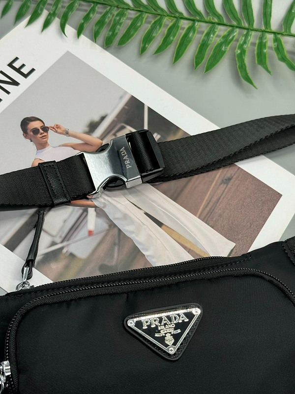 LPP30 bag 20-14-4cm Shoulder bags