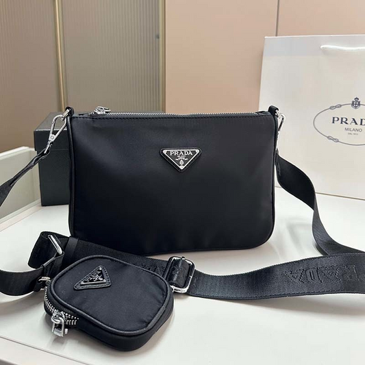 LPP44 bag 23-6-16CM  Shoulder bags with box