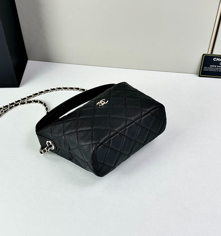 LCP131  Bag 19-6-12cm Shoulder bag