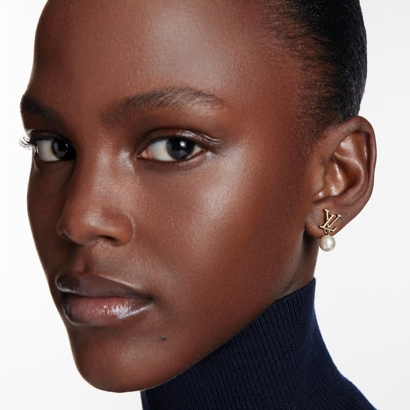 A1037   Women's Titanium Steel Earrings and Jewelry