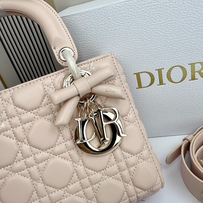 LDP31 bag 20-17-8cm Hand bag