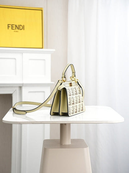 LFP41 bag 20CM Hand bag