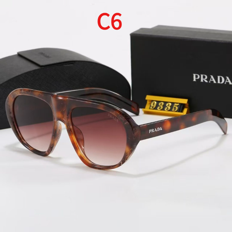 9885 Sunglasses with box