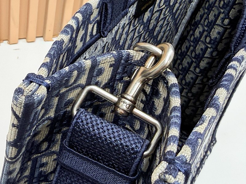 LDP37bag 26-8-22cm 41-14-32cm 36-27-16cm Hand bag