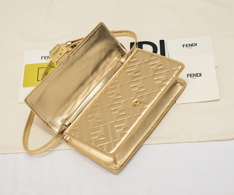 LFP6 Leather bag 21-5-11.5CM Shoulder bags