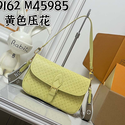 LLP299  bag 23-16-8.5CM Shoulder bags