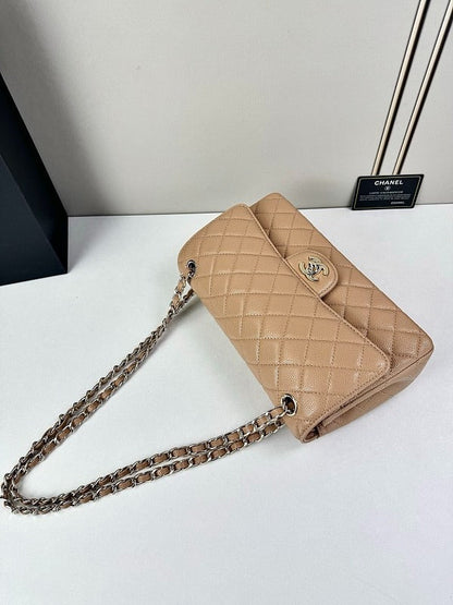 LCP130  Bag 25-15-6cm Shoulder bag