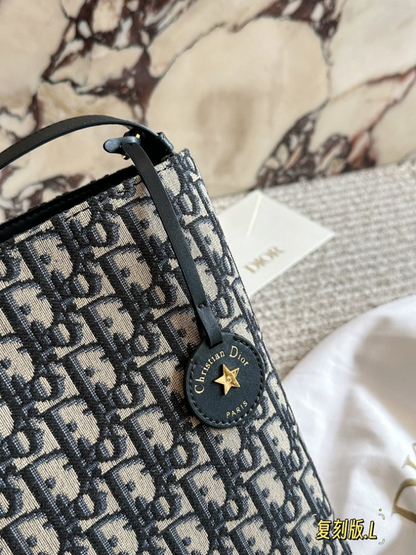 MDP2   Women's new cute 24 * 20cm bucket bag