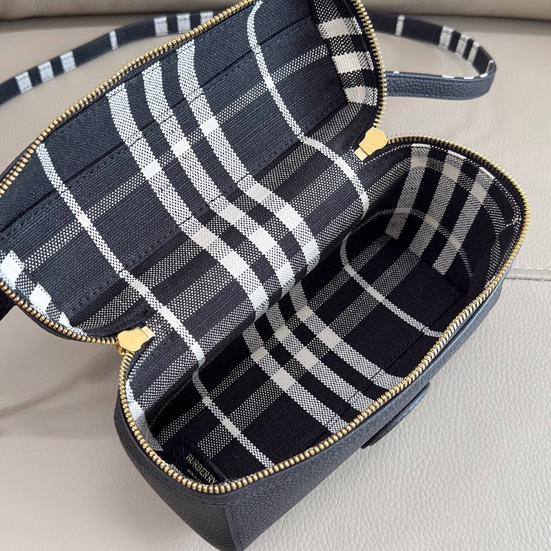 LBP18  Bag 19.5-8-15CM Shoulder bag