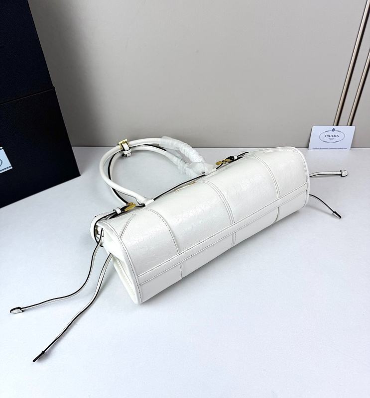 LPP42 bag 32-16-12cm Hand bag