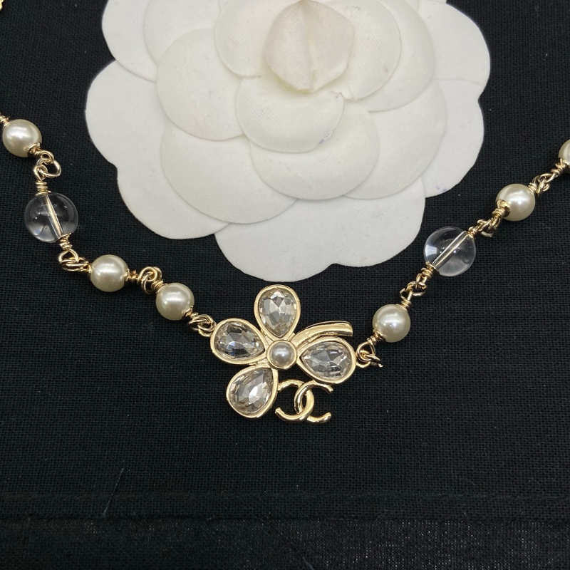 CHN105 Women's new four leaf clover crystal diamond necklace jewelry