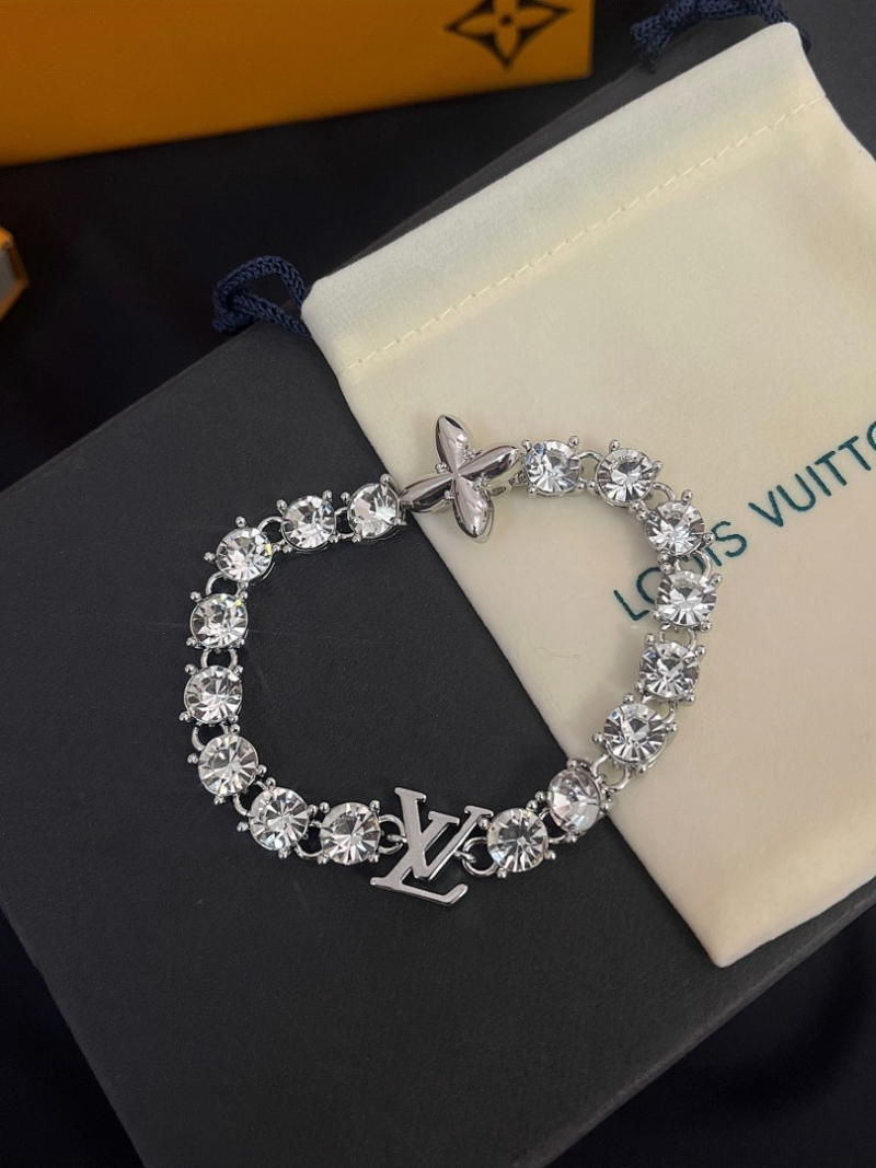 L137 Ladies' new fashionable bracelet jewelry